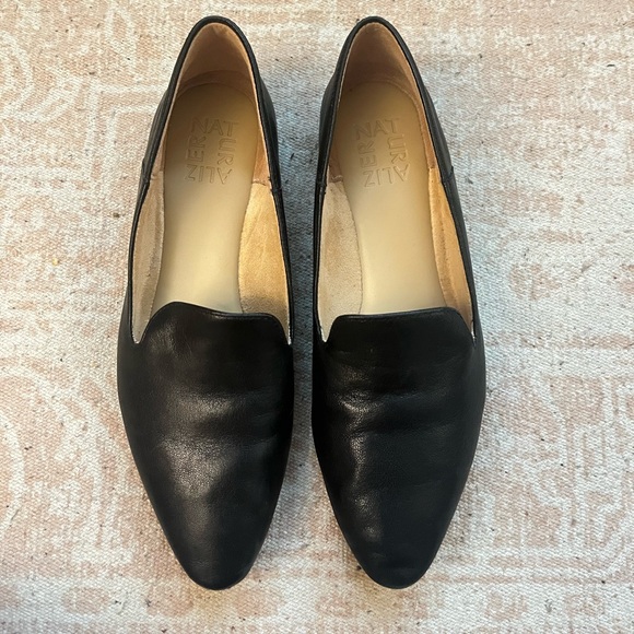 Naturalizer Lorna Pointed Toed Loafers - Picture 2 of 6